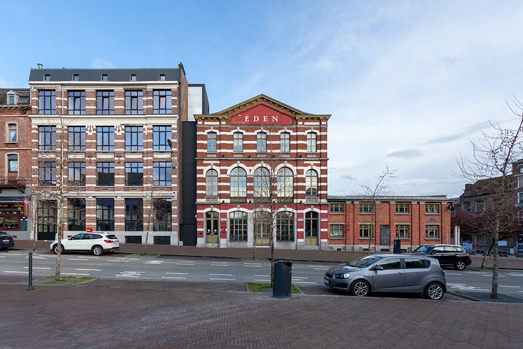 architecture-contemporaine-eden-centre-creation-artistique-culturel-charleroi-reservoir-a-extension-rénovation-façade-avant