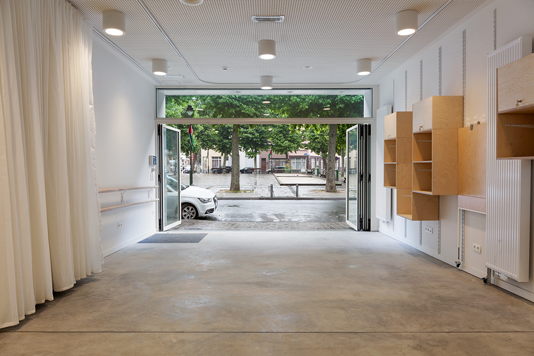 architecture contemporaine, transformation, aménagement intérieur, local associatif, ouverture