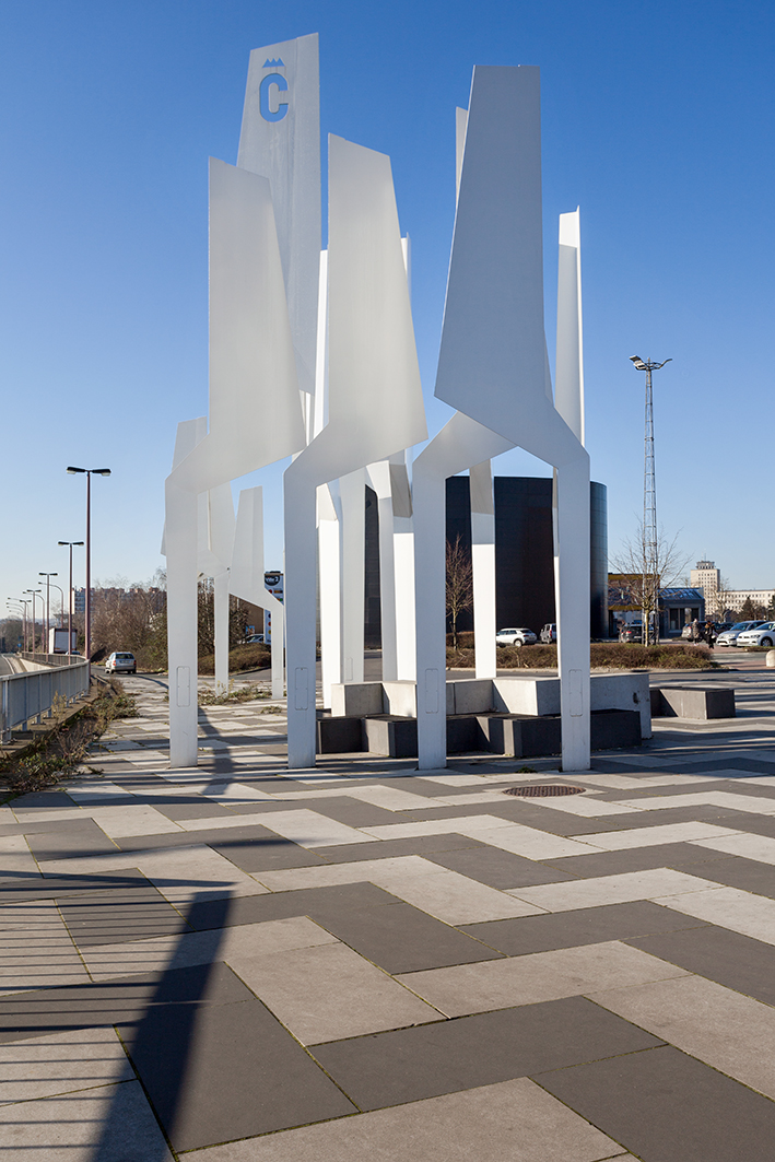 architecture-contemporaine-aménagements-urbains-aménagements-paysagers-éclairage-public-fanfare-reservoir-a-vue-ensemble