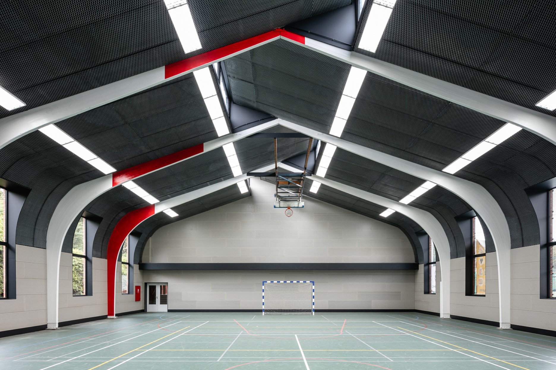 architecture-contemporaine-rénovation--salle-polyvalente-Bruxelles-Berchem-Saint-Agathe-vue-intérieur