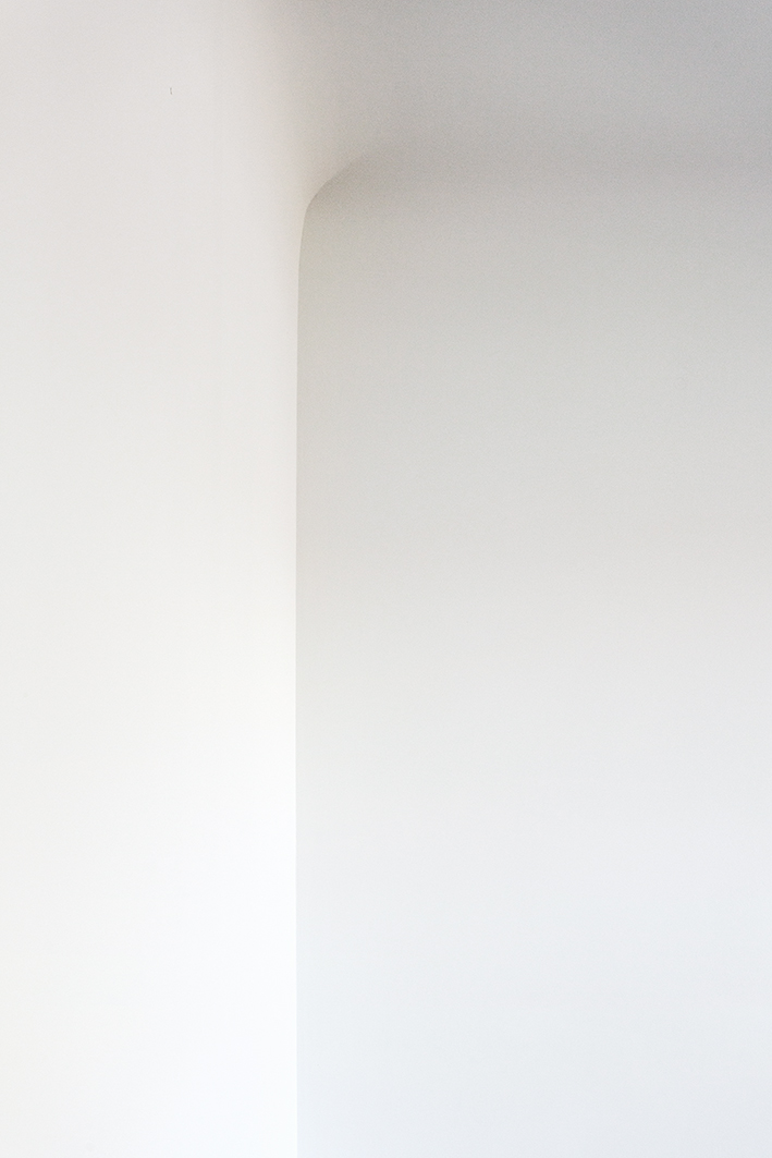 architecture-contemporaine-rénovation-restauration-patrimoine-architectural-Charleroi-Jules-Laurent-bureaux-détail-intérieur-infini