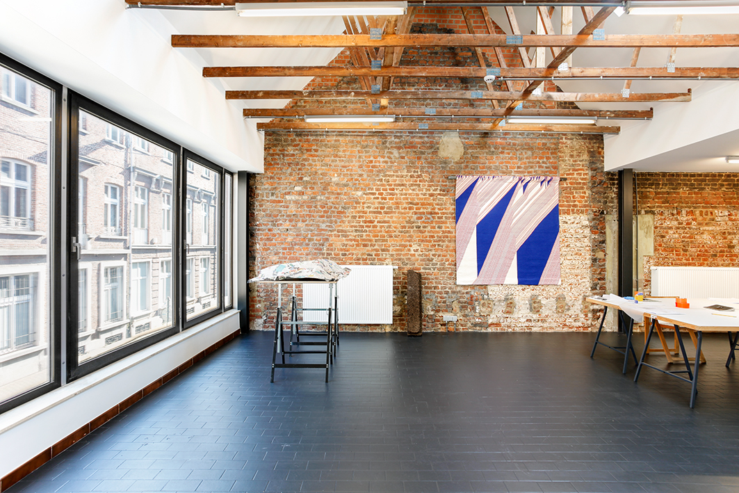 architecture-contemporaine-rénovation-restauration-patrimoine-architectural-Charleroi-Jules-Laurent-bureaux