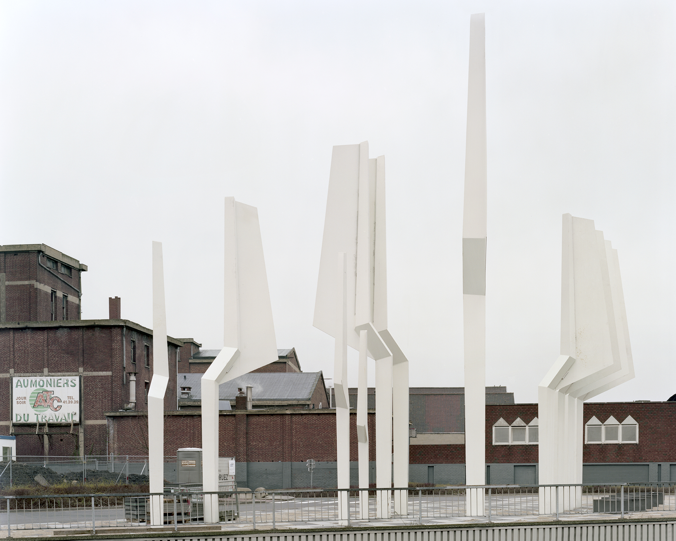 architecture-contemporaine-aménagements-urbains-aménagements-paysagers-éclairage-public-fanfare-reservoir-a-vue-ensemble