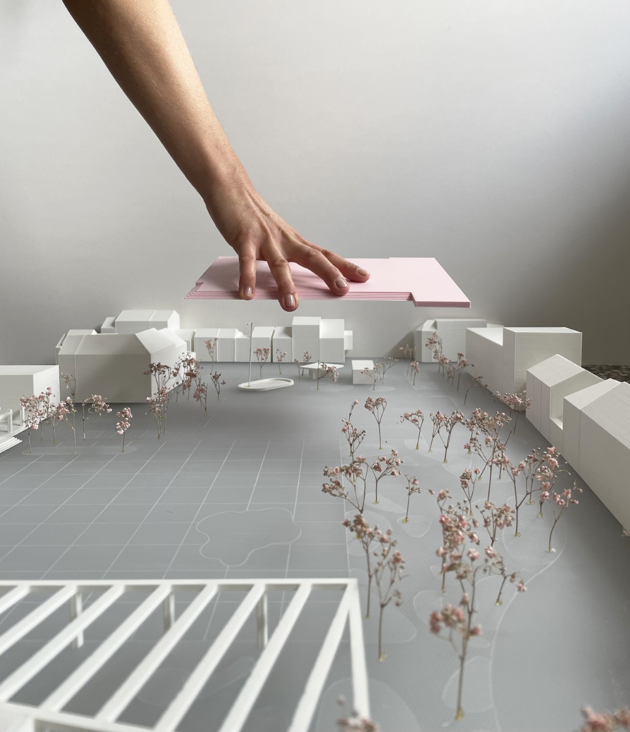 architecture-contemporaine-gilly-maison-citoyenne-bibliothèque-police-destrée-baumans-deffet-maquette