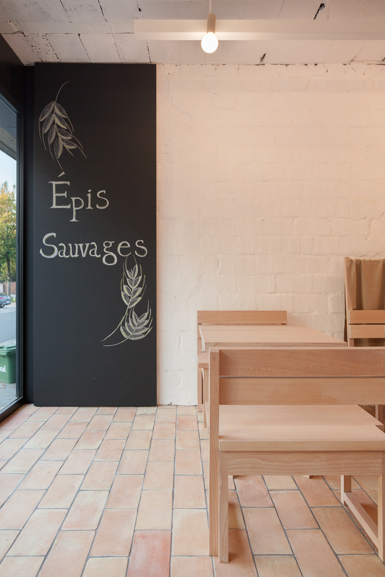 Architecture-contemporaine-interieur-fanfare-reservoir-a-epis-sauvages-boulangerie-charleroi-montigny-le-tilleul-pain-photo